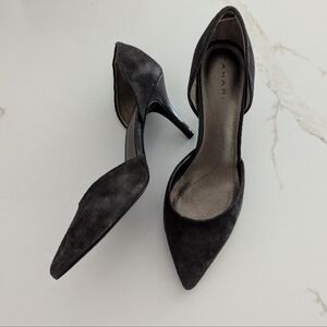 Tahari Gray Suede Heels